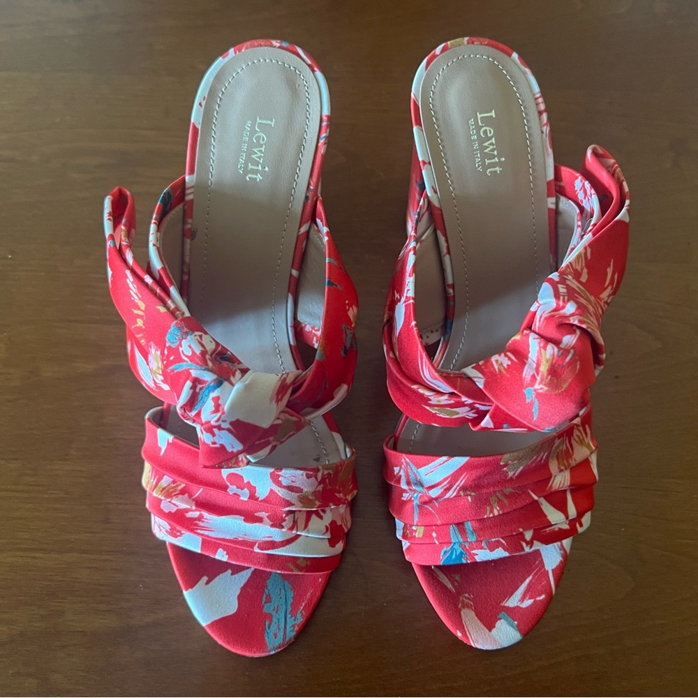 Lewit Fabric Floral Sandal 39 - 8.5